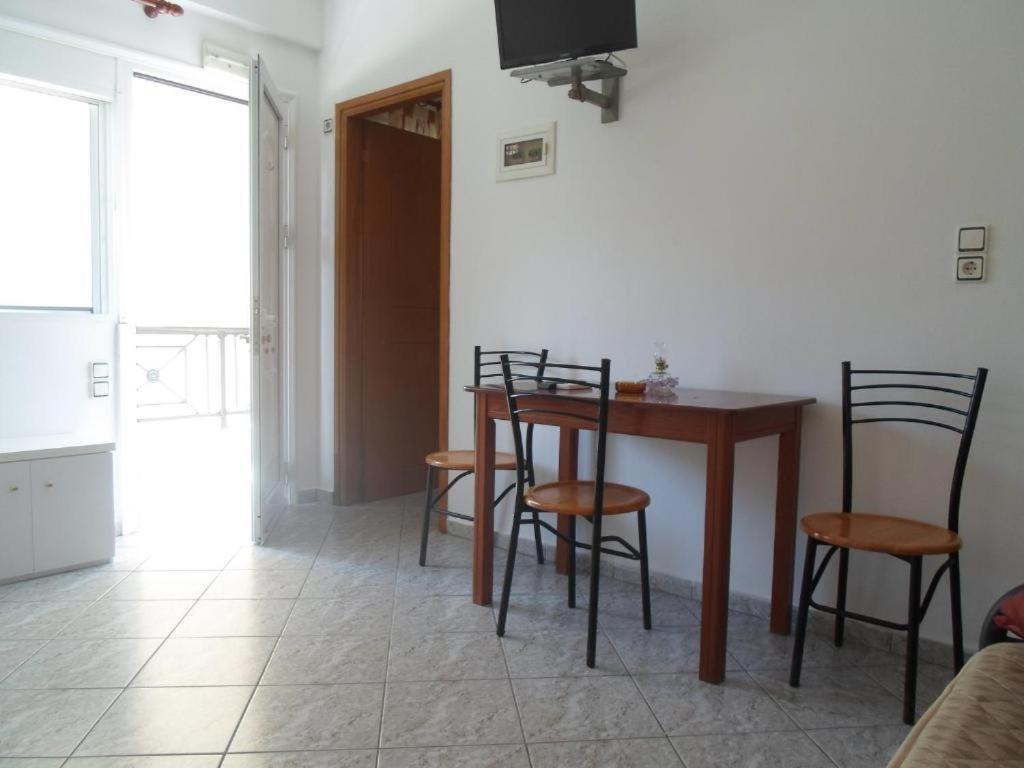 Costareli Aparthotel Fourni Ikarias Ngoại thất bức ảnh