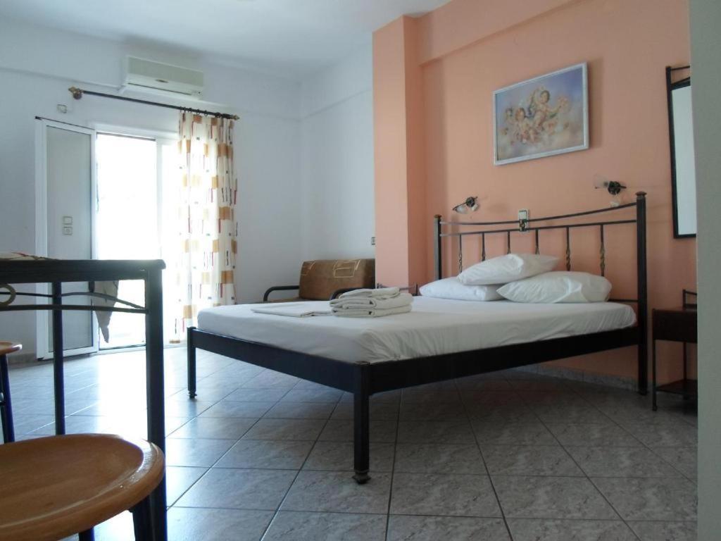 Costareli Aparthotel Fourni Ikarias Ngoại thất bức ảnh