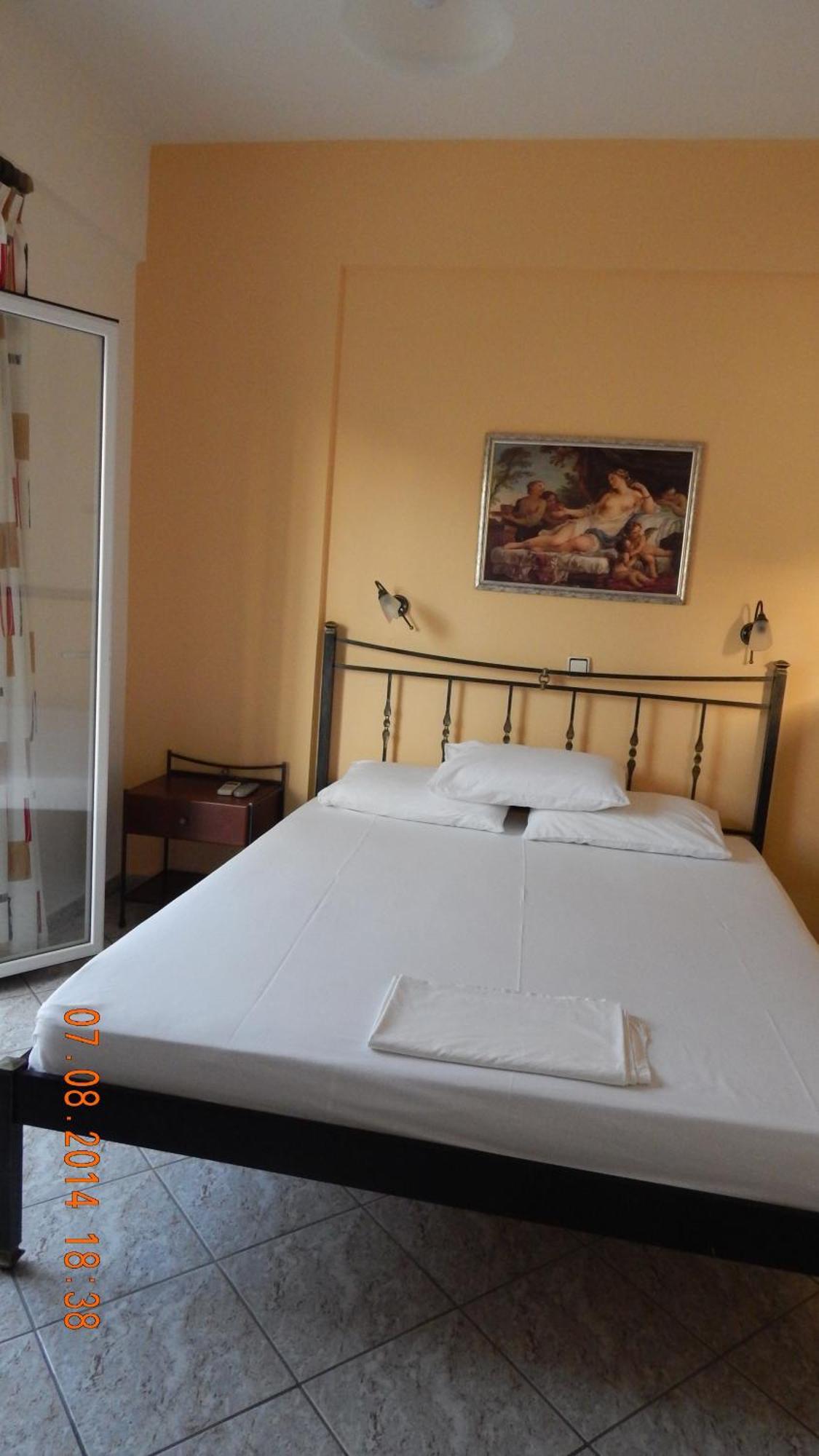 Costareli Aparthotel Fourni Ikarias Phòng bức ảnh